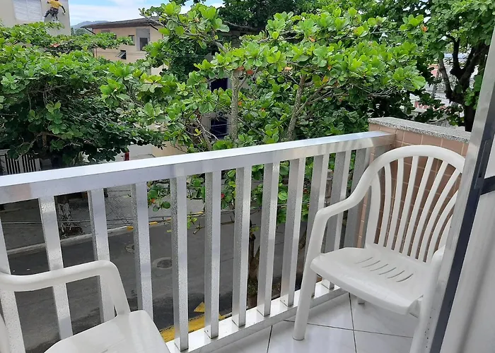Apto 1 Dorm Guaruja, Enseada, 1 Quadra Da Praia